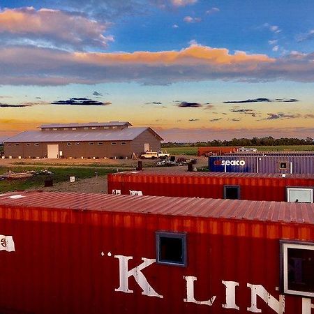 Flophouze Shipping Container Hotel - Houze 5 Round Top Esterno foto